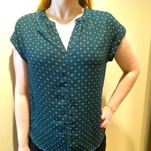 Nordstrom / Pleione green print blouse